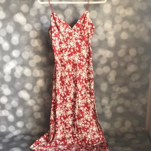 NWT Womens Hello Molly satin slip dress. Size 6.